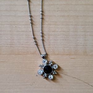 Lia Sophia necklace